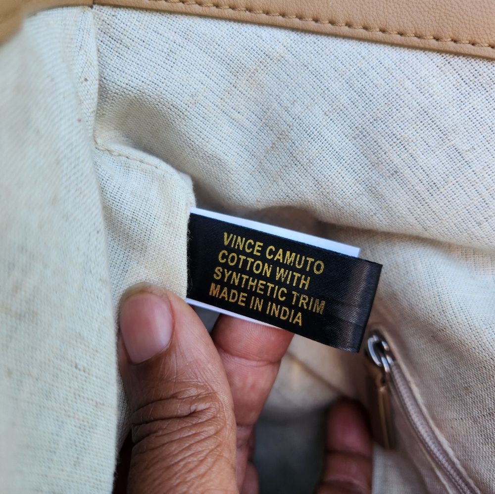 Vince Camuto Green Print Purse - Picture 9 of 9